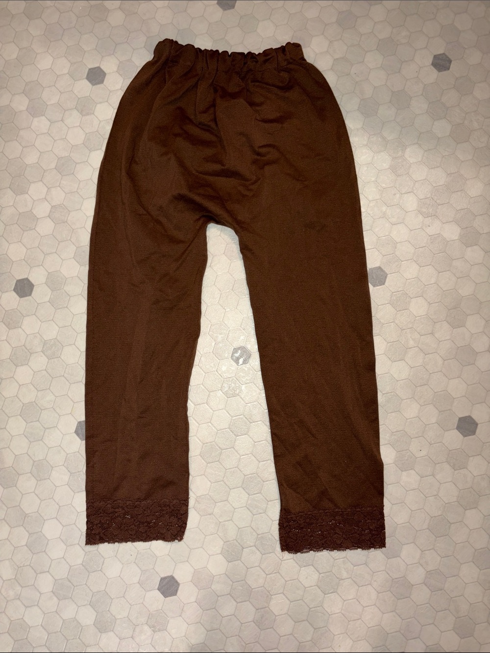 Y2K Capri  Lace-Hem Brown Leggings with Elastic Waist